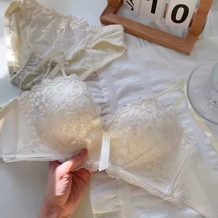 Elegance Embroidered Lace Bra – Ivory & Black Duo Pack of 2