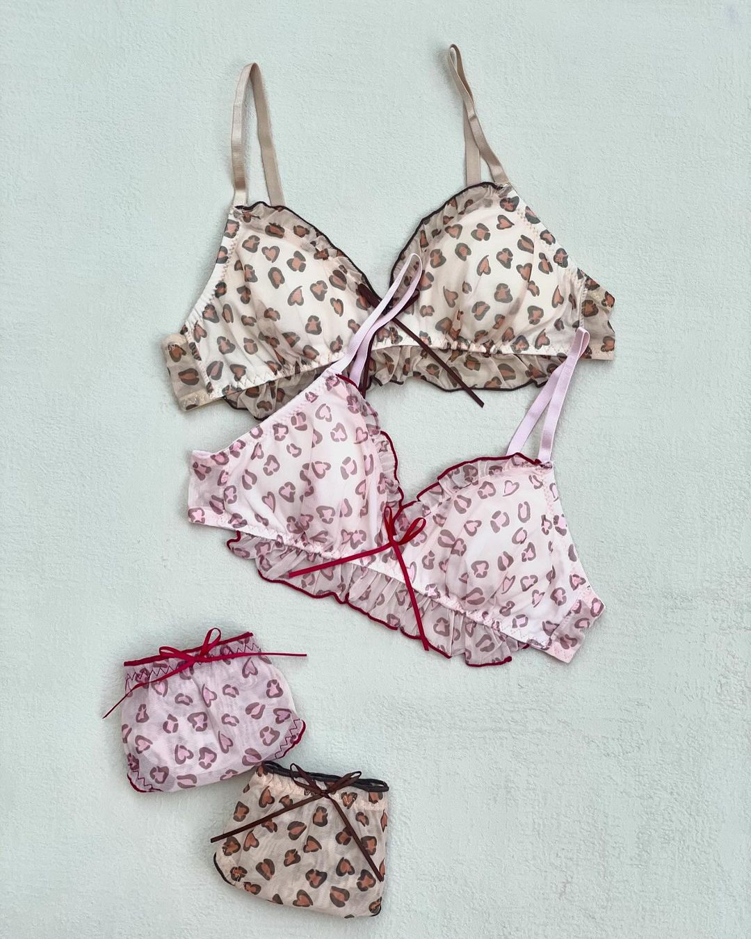 Luxurious Women’s Seamless Padded Cups Wireless Bra (Brown & Pink) Pack of-2