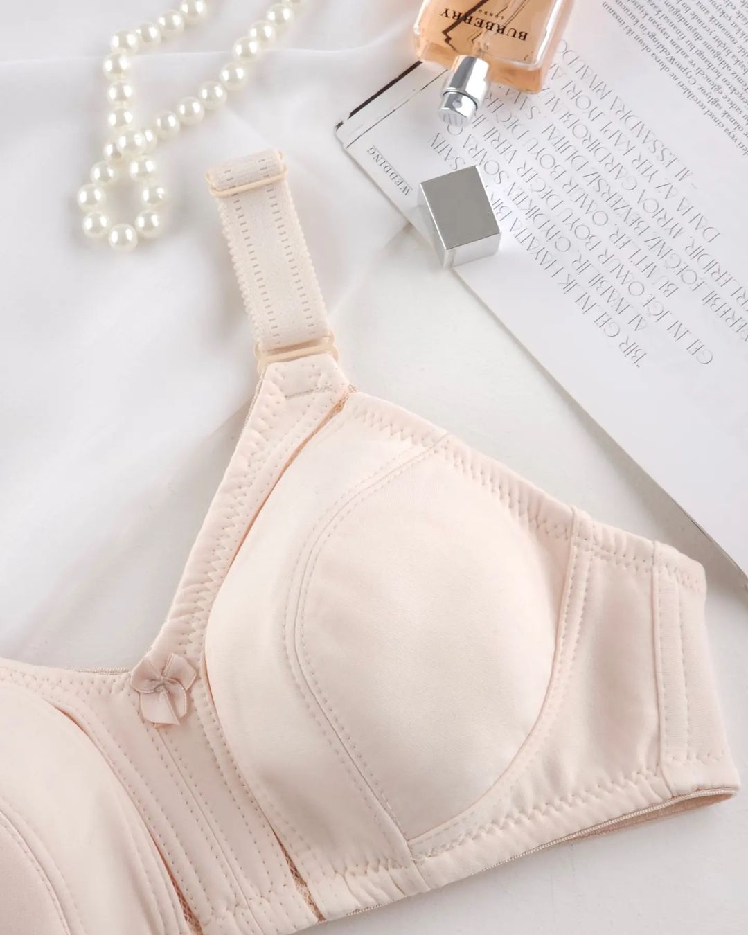 Luxurious Women’s Seamless Padded Cups Wireless Bra (Beige & Black) Pack of-2