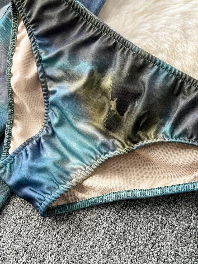 Chic Tie-dye Three-piece Beachwear Set