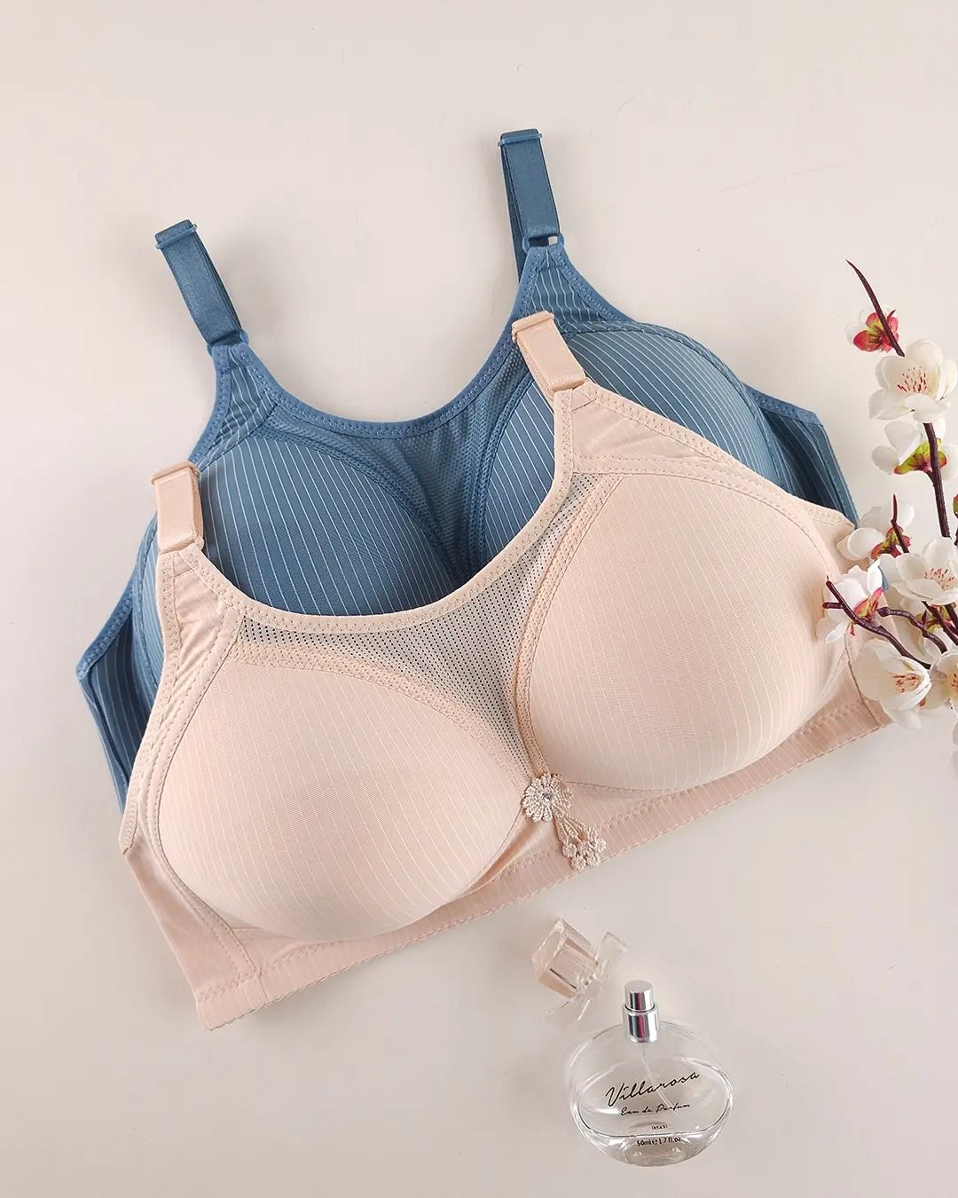 Stylish Women T-shirt Padded Bra (Beige & Blue)
