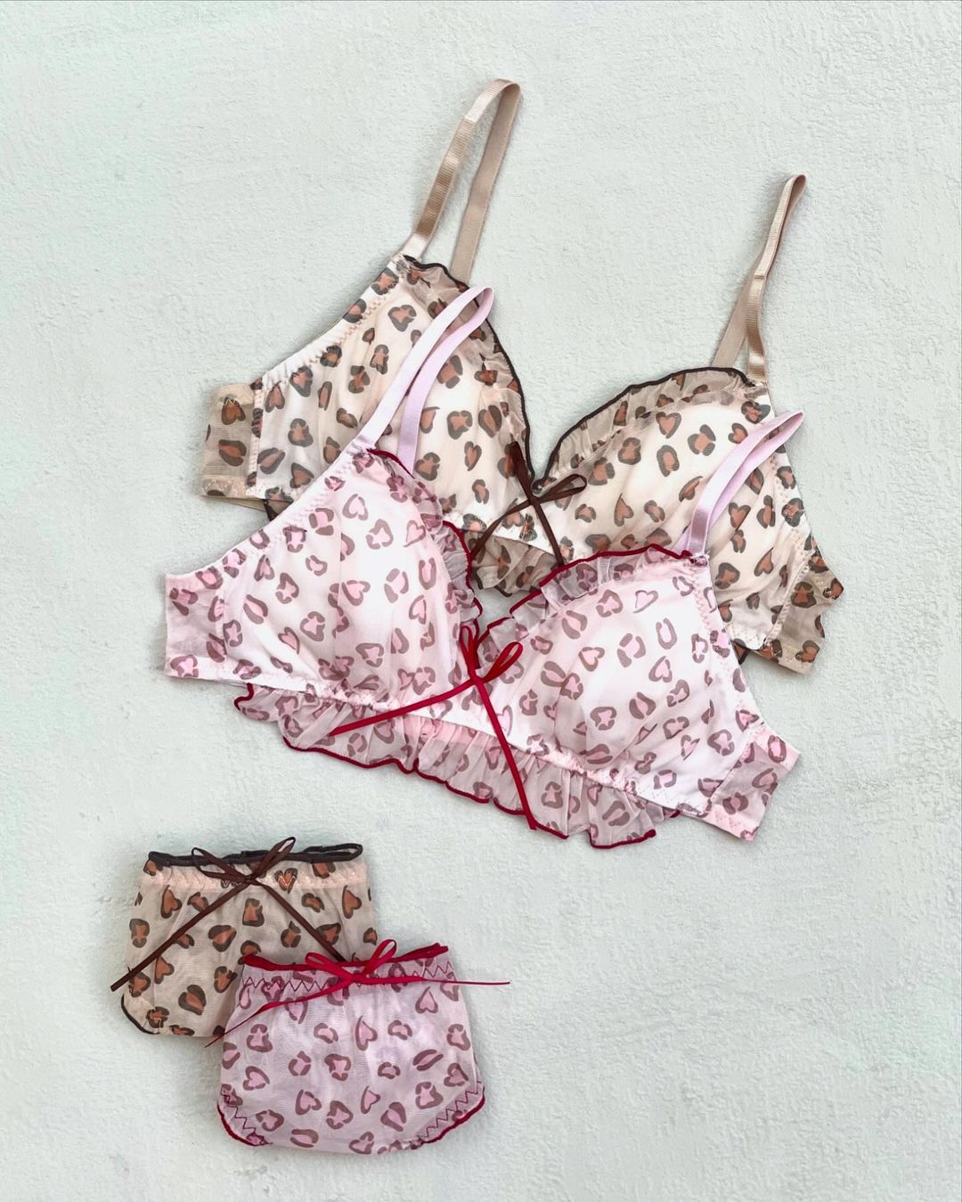Luxurious Women’s Seamless Padded Cups Wireless Bra (Brown & Pink) Pack of-2